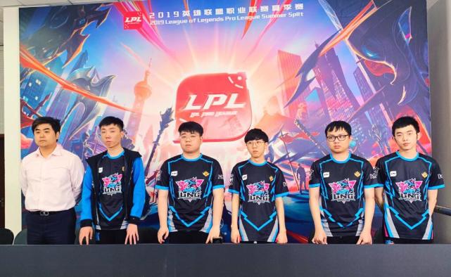 具威胁的进 具威胁的进