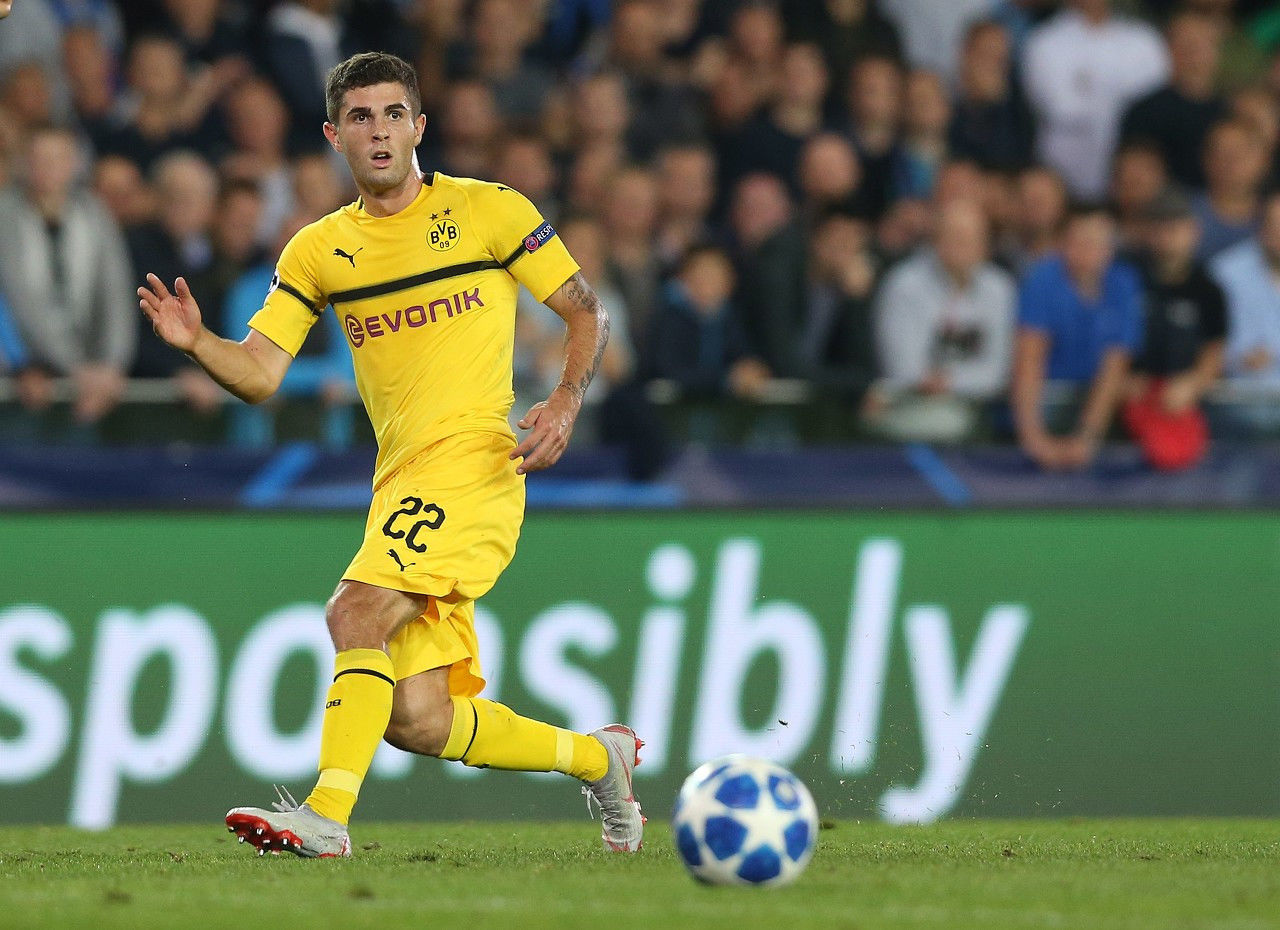 队走向一个 队走向一个