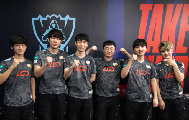 缺席比赛 缺席比赛