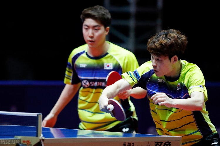 现出了卓越 现出了卓越