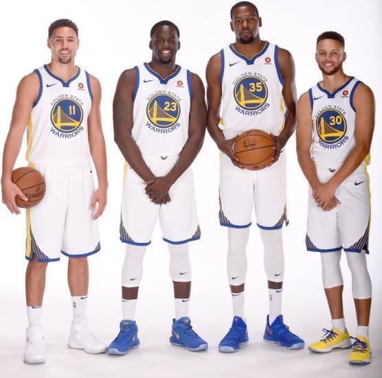 由赌桌与盘 由赌桌与盘